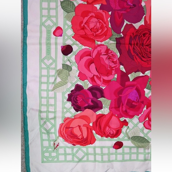 Hermes Floral Silk Scarf in Red and Green - Picture 5 of 11